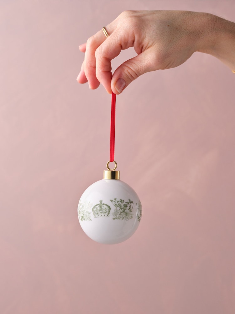 Victoria Eggs Green King Charles III Coronation Bauble - Image 1 of 2