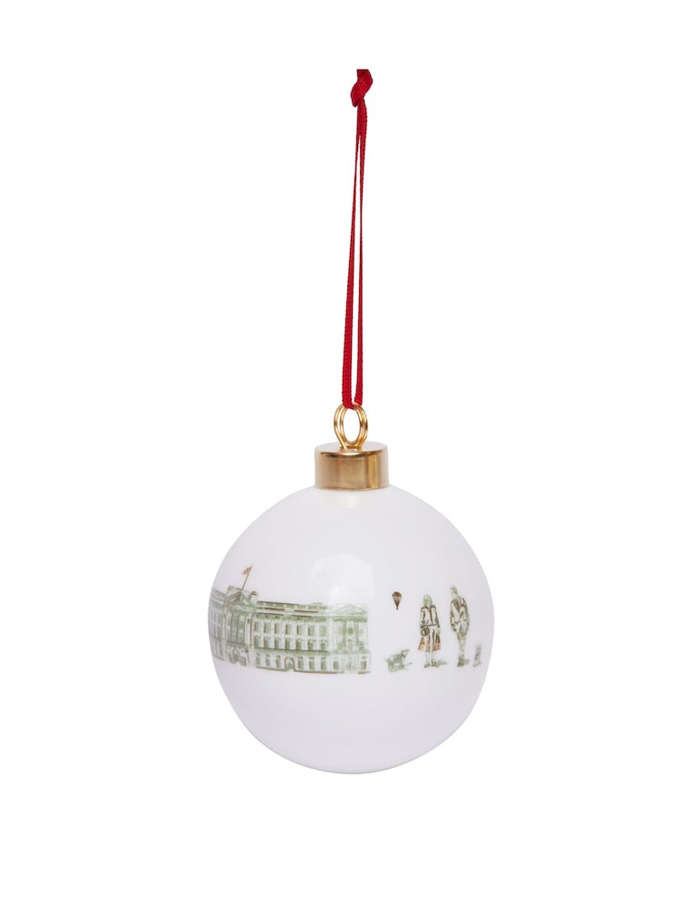 Victoria Eggs Green and Gold Royal Family Bauble - Image 2 of 3