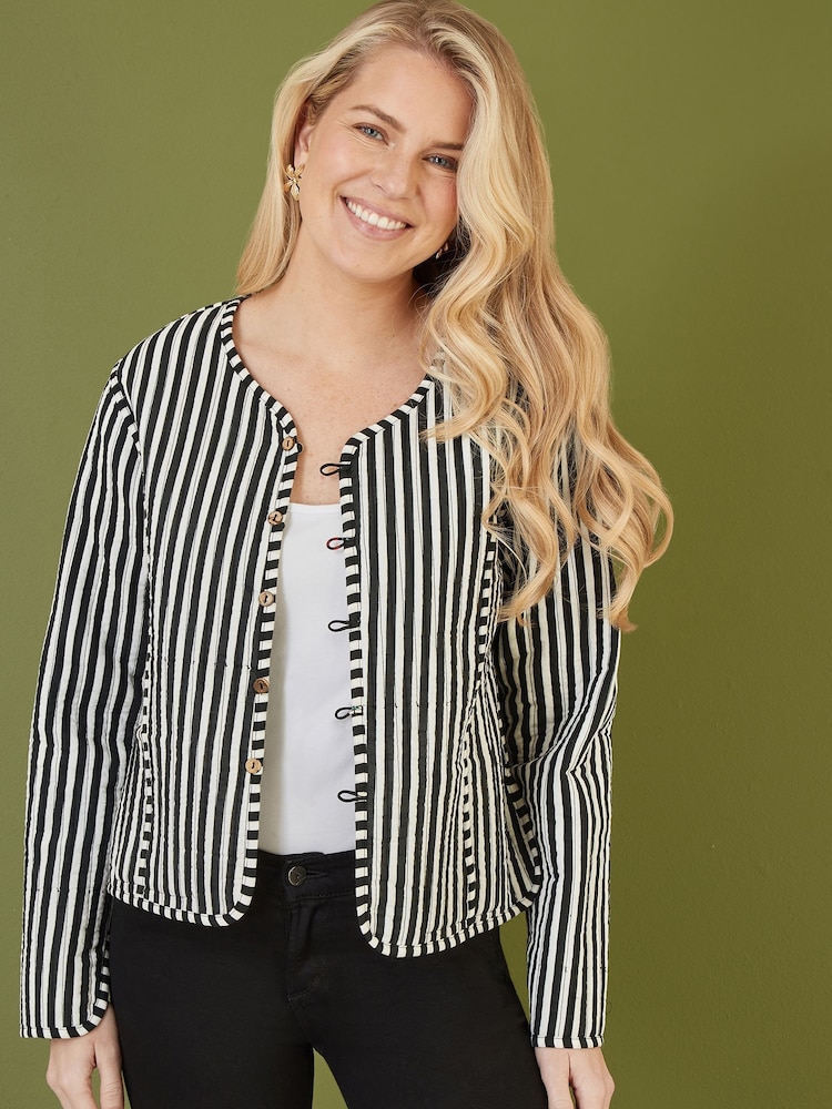 Yumi Black Chrome Reversible Cotton Cropped Quilted Jacket - Image 3 of 5