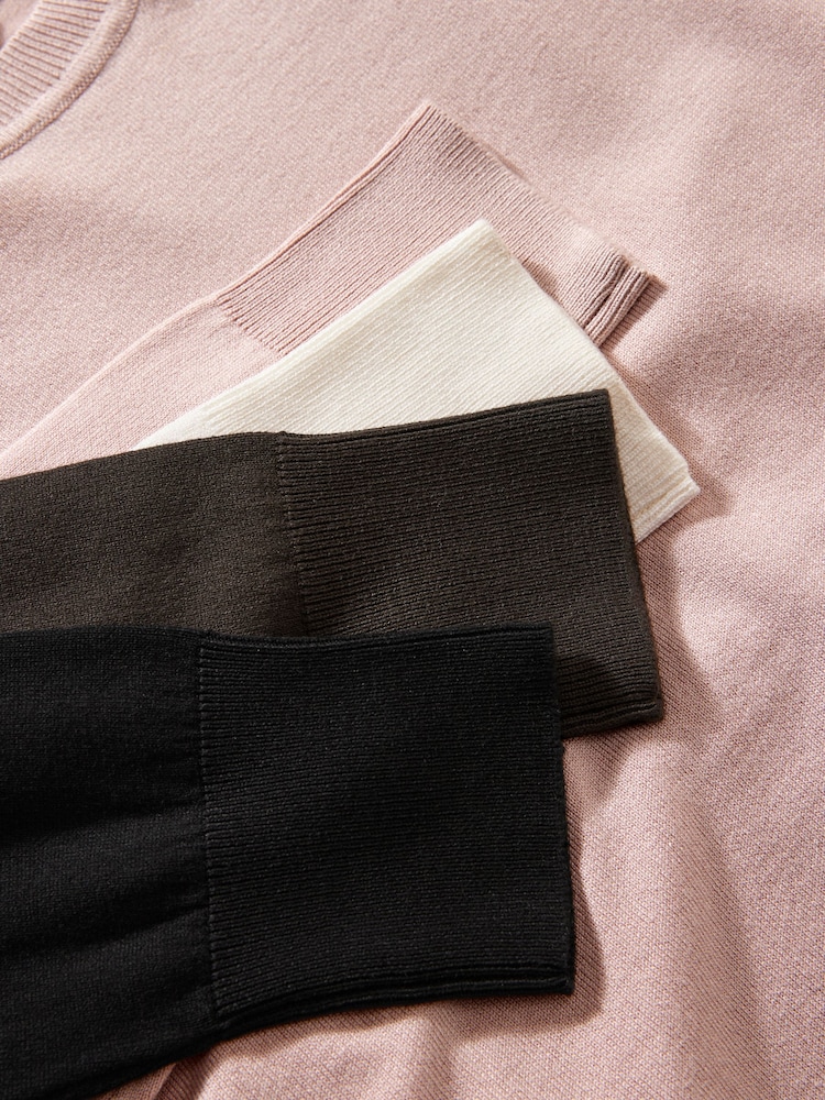 The Set Black/Pink/Chocolate Brown/Cream 4 Pack Fine Knit Crew Neck Jumpers - Image 8 of 8