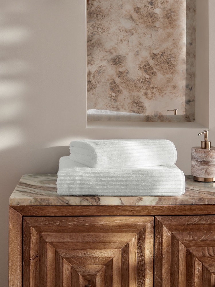 White N. Premium 100% Cotton Towel - Image 1 of 5