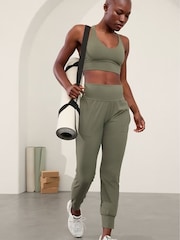 Verde - Pantalones de chándal de yoga de tiro alto con bolsillos Salutation de Athleta - Imagen 1 de 3