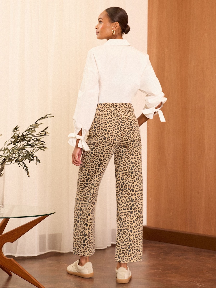 Leopardenprint/Animalprint - Love & Roses Weit geschnittene Jeans mit hoher Taille - Bild 4 von 4 Leopardenprint/Animalprint - Love & Roses Weit geschnittene Jeans mit hoher Taille - Bild 4 von 4