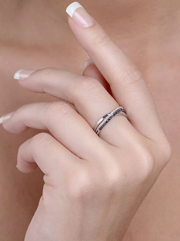The Diamond Store Silver Tone Black Lab Diamond Crossover Ring 0.09ct In 925 - Image 4 of 4