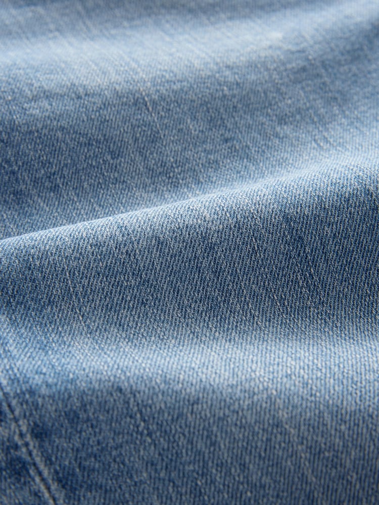 Azul medio - Authentic Denim Cropped Capri Jeans - Imagen 8 de 8 Azul medio - Authentic Denim Cropped Capri Jeans - Imagen 8 de 8
