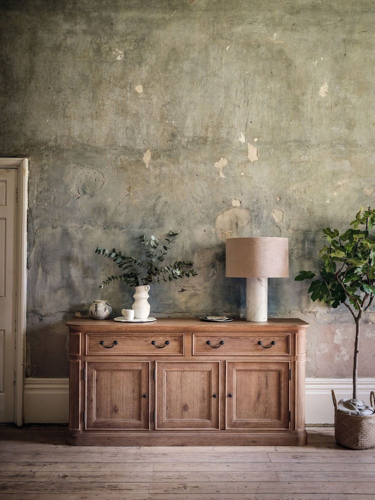 Willis & Gambier Oak Cannes 3 Door 2 Draw Sideboard - Image 1 of 10