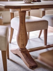 Willis & Gambier Oak Cannes Dining Table - Image 2 of 7
