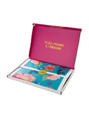 Hallmark Multi 3D Pop-Up Vibrant Letterbox Flowers Paper Gift - Image 3 of 4