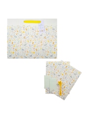 Hallmark White New Baby Cute Animals Gift Bag And Gift Wrap Set - Image 2 of 4