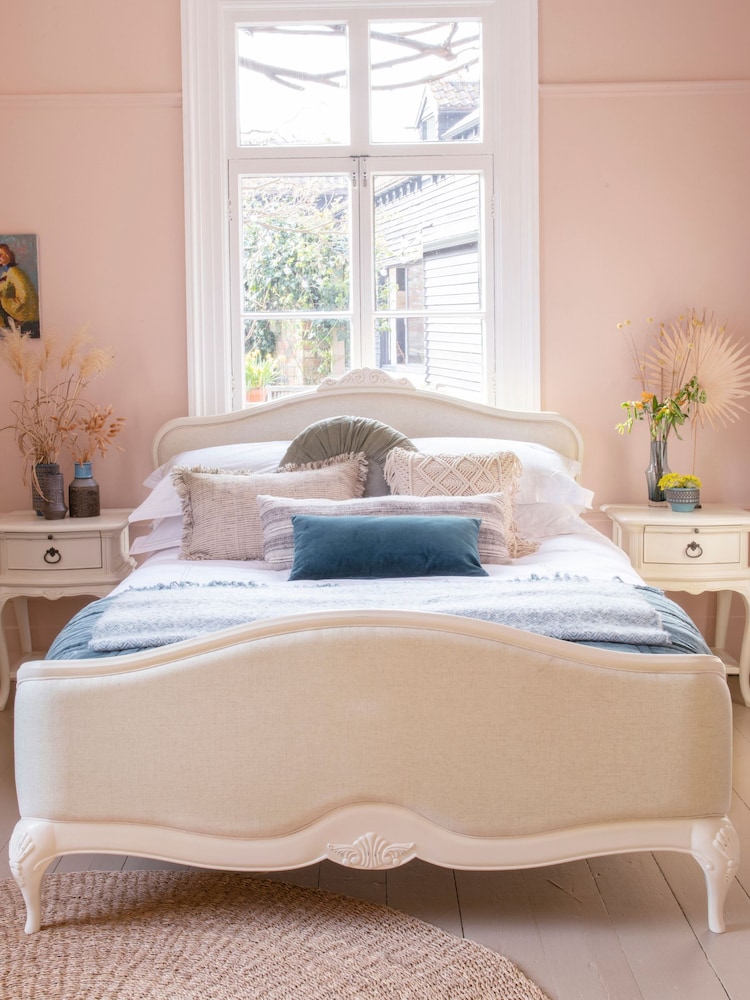 Willis & Gambier Ivory Wooden and Rattan High End Bed - Image 1 of 3