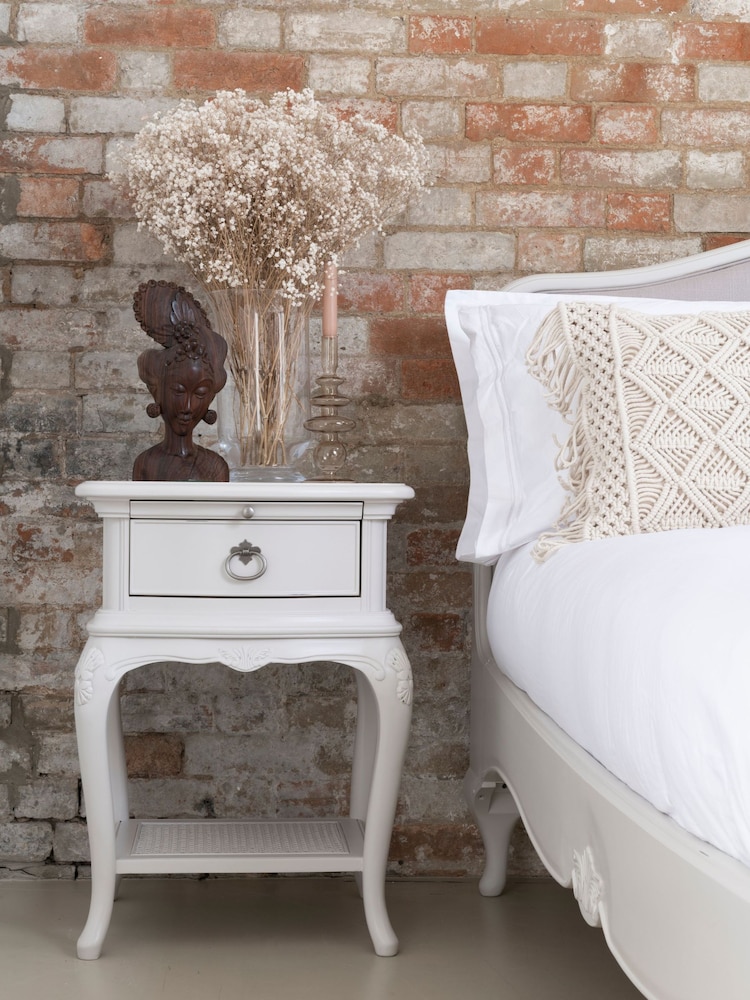 Willis & Gambier Grey Etienne 1 Drawer Bedside Chest - Image 1 of 4