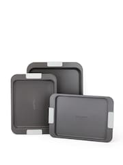 Laura Ashley Set of 3 Sage Leaf Oven Trays & Baking Tray - Image 2 of 4