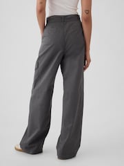 Gap Grey High Waisted Baggy Cargo Trousers - Image 3 of 4