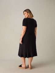 Live Unlimited Black Curve Jersey V-Neck Flute Hem Midi Dress - Image 3 of 3