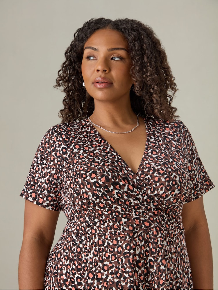 Rot - Live Unlimited Curve Abstract Wrap Midi Dress - Bild 3 von 3