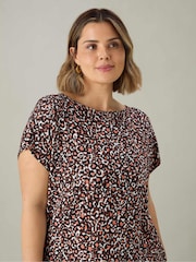 Live Unlimited Red Curve Leopard Jersey T-Shirt - Image 2 of 3