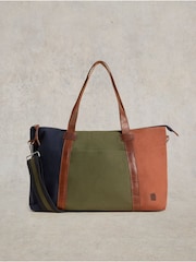 White Stuff Green Harry Canvas Holdall Bag - Image 3 of 4