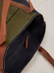 White Stuff Green Harry Canvas Holdall Bag - Image 4 of 4