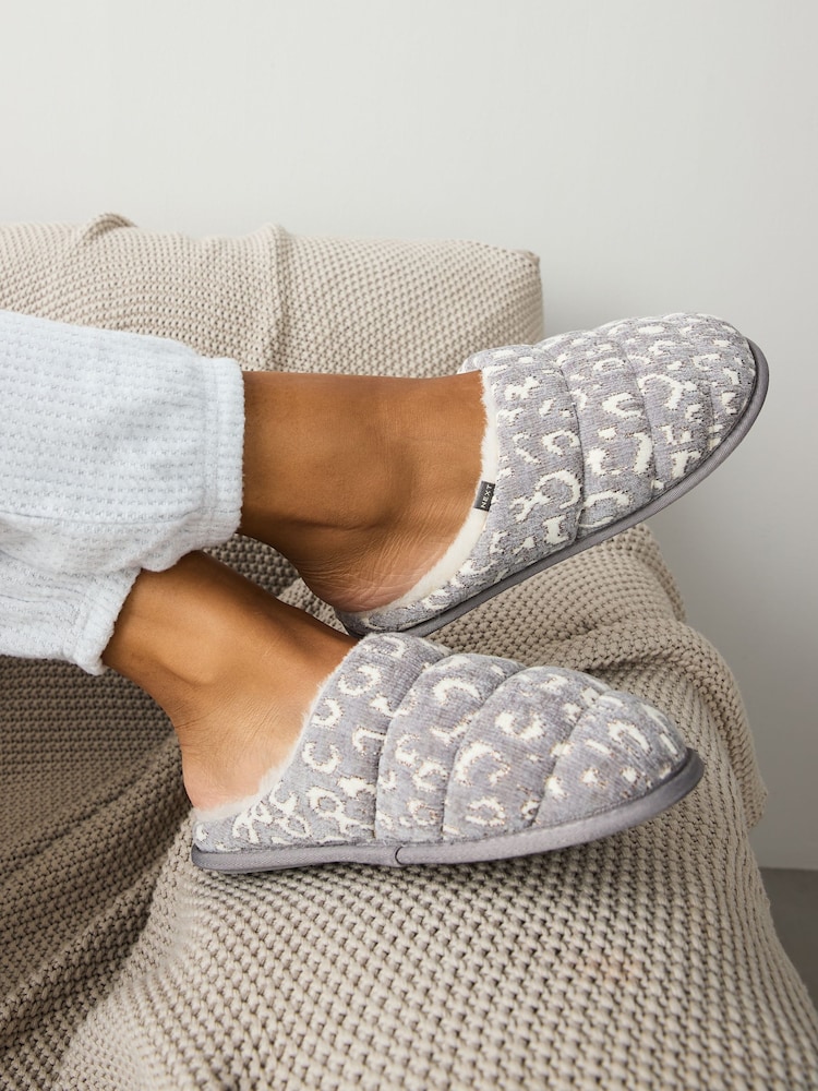 Diseño animal gris - Quilted Mule Slippers with Faux Fur Lining - Imagen 1 de 8 Diseño animal gris - Quilted Mule Slippers with Faux Fur Lining - Imagen 1 de 8
