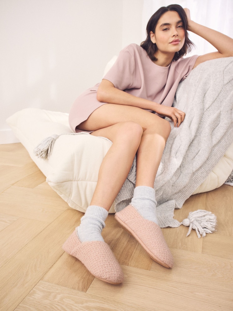 Pink Faux Fur Lined Shoot Slippers - Image 2 of 10