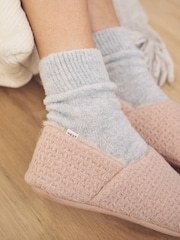 Pink Faux Fur Lined Shoot Slippers - Image 4 of 10