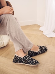 Animal Faux Fur Lined Shoot Slippers - Image 2 of 10