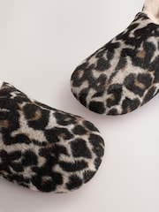 Animal Faux Fur Lined Shoot Slippers - Image 9 of 10