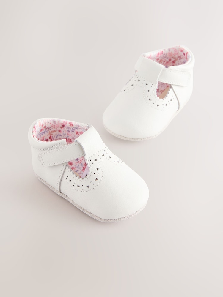 White Leather Baby T-Bar Shoes (0-24mths) - Image 1 of 5 White Leather Baby T-Bar Shoes (0-24mths) - Image 1 of 5