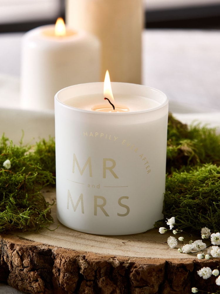 White Mr and Mrs Country Wedding Jasmine Candle - Image 2 of 4