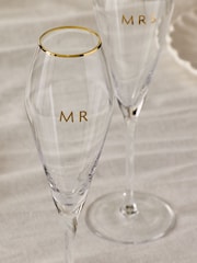Set of 2 Mr and Mrs Country Wedding Champagne Flutes - Image 3 of 4