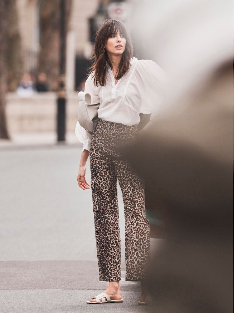 Mint Velvet Brown Leopard Print Straight Cargo Jeans - Image 2 of 4