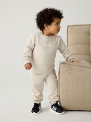 لون طبيعي - بدلة رياضية من Adidas Essentials - صورة 2 من 10
