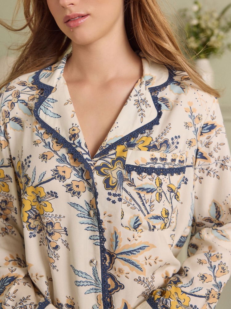 Laura Ashley Ecru Marlbrook Button Through Pyjamas - Image 4 of 8