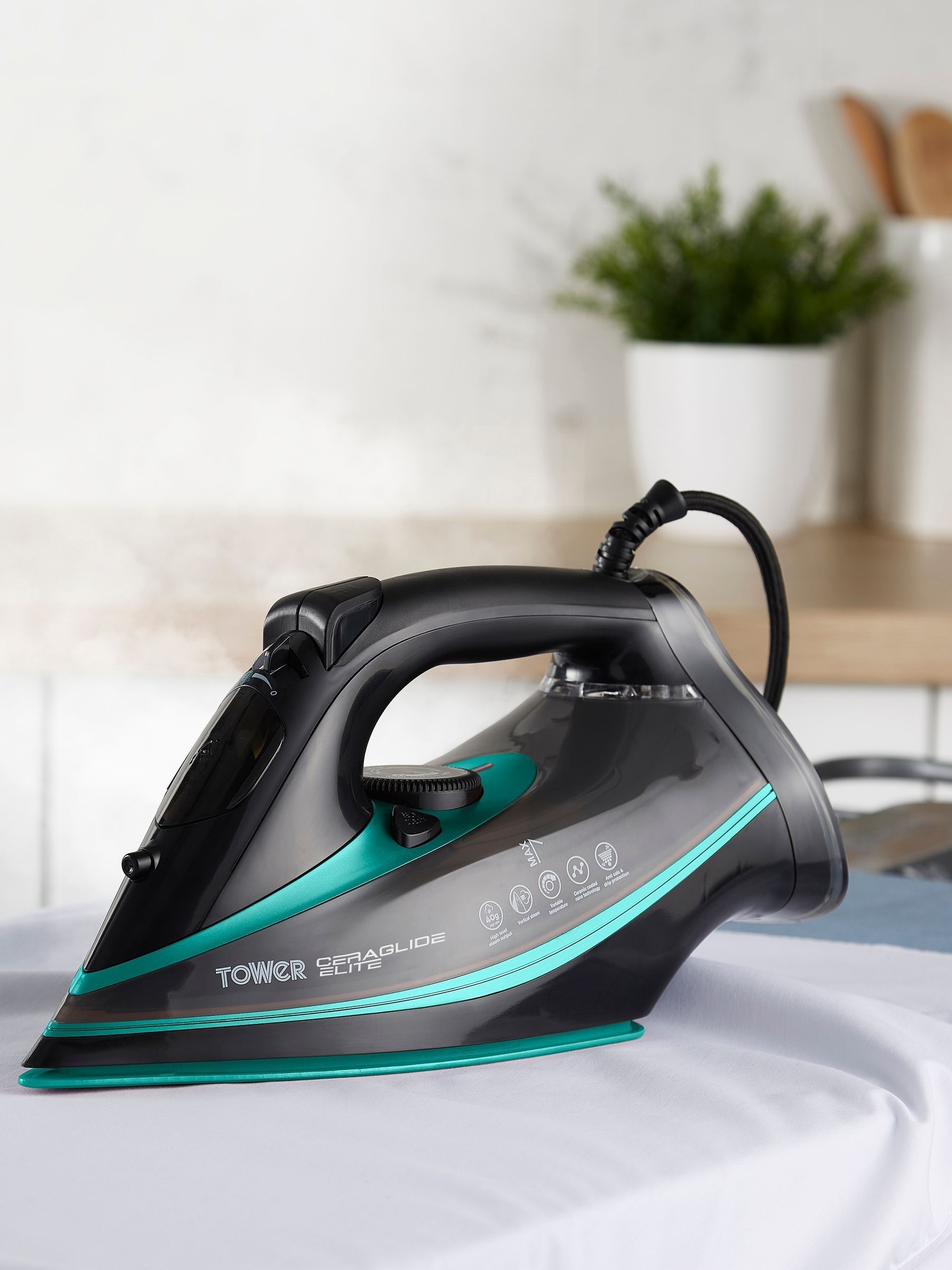 Tower Unisex Black And Teal Ceraglide 3100W Iron - Image 12