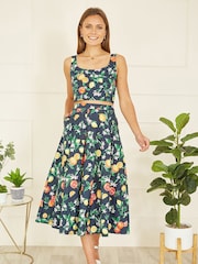 Blau - Yumi 100% Cotton Leaf Print Crop Top - Bild 2 von 5