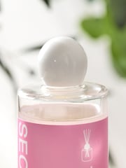 Rose and Sandalwood 200ml Fragranced Reed Refill Diffuser - Image 2 of 4