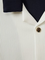 Reiss Optic White/Navy Castro 9-13 yrs Colourblock Plisse Cuban Collar Shirt - Image 5 of 5