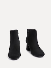 črna Suede - Linzi Alba širok kroj Block Heeled Ankle gležnjarji - Slika 5 iz 7