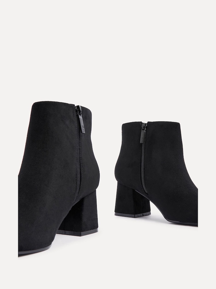 črna Suede - Linzi Alba širok kroj Block Heeled Ankle gležnjarji - Slika 7 iz 7 črna Suede - Linzi Alba širok kroj Block Heeled Ankle gležnjarji - Slika 7 iz 7