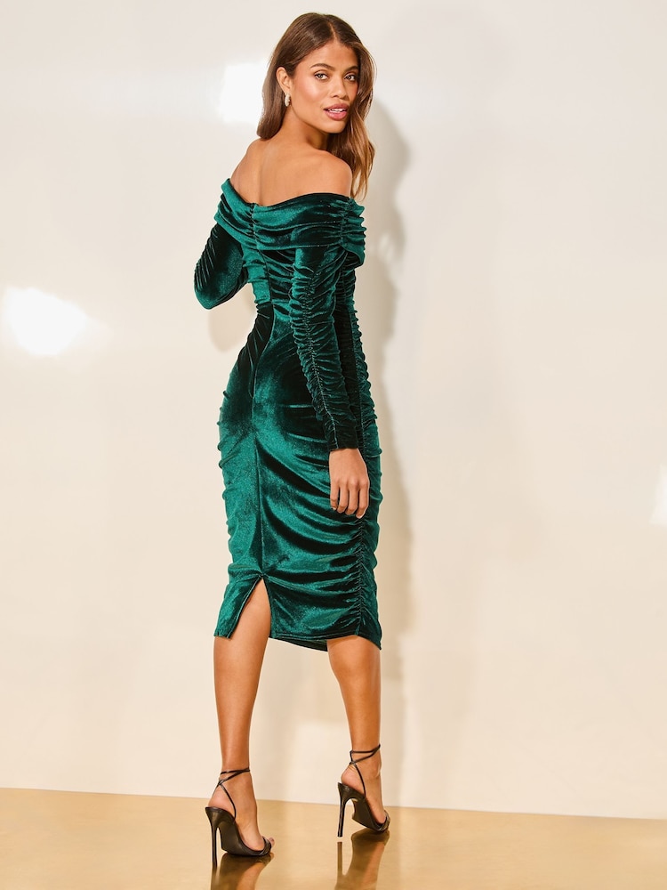 Lipsy langärmliges, figurbetontes Midikleid aus Samt im Bardot-Stil - Bild 4 von 4 Lipsy langärmliges, figurbetontes Midikleid aus Samt im Bardot-Stil - Bild 4 von 4