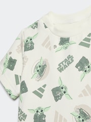adidas White Star Wars The Mandalorian Shorts and T-Shirt Set - Image 5 of 7