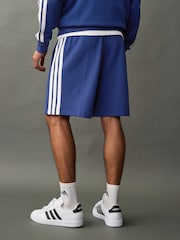 Синий - adidas Essential 3-Stripes French Terry Shorts - Image 4 of 11