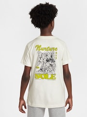 Nike Sail Sportswear T-Shirt - Image 2 of 3