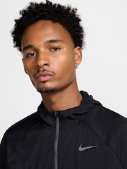 Negro/gris - Nike Dri-FIT Stride Woven Running Jacket - Imagen 3 de 12