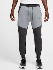 Антрацит/Серый - Спортивные брюки из флиса Nike Tech - Изображение 1 из 9