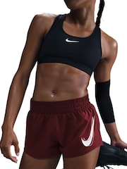 Тёмно-красная команда - Nike One Swoosh Dri-FIT Mid Rise Brief Lined Running Shorts - Изображение 7 из 10