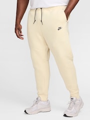 JASNY KHAKI - Polarowe joggersy Nike Tech Fleece - Image 12 of 18