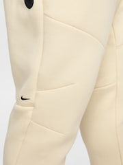 JASNY KHAKI - Polarowe joggersy Nike Tech Fleece - Image 17 of 18