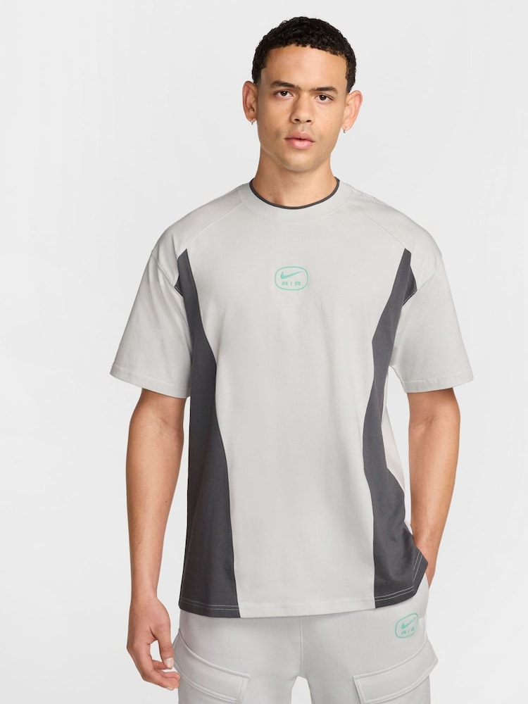 Nike Photon Dust Air Colourblock T-Shirt - Image 1 of 6