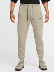 Легкий армейский - Спортивные брюки из флиса Nike Tech - Изображение 1 из 3